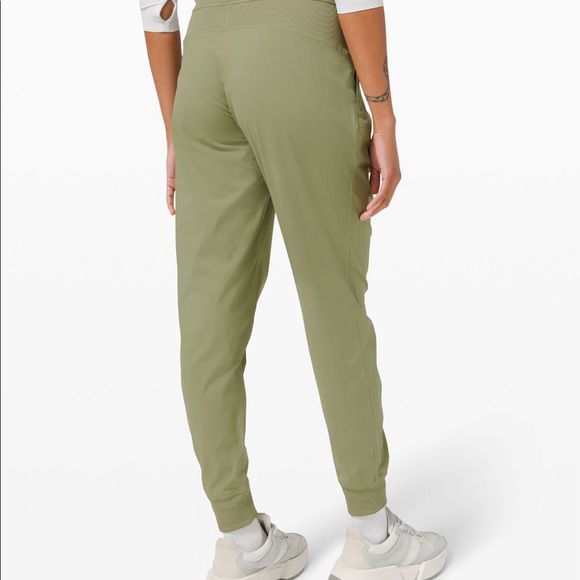 Lulu lemon dance joggers - Picture 2 of 4